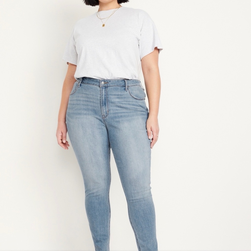 Old Navy Women's Light Blue Skinny Jeans